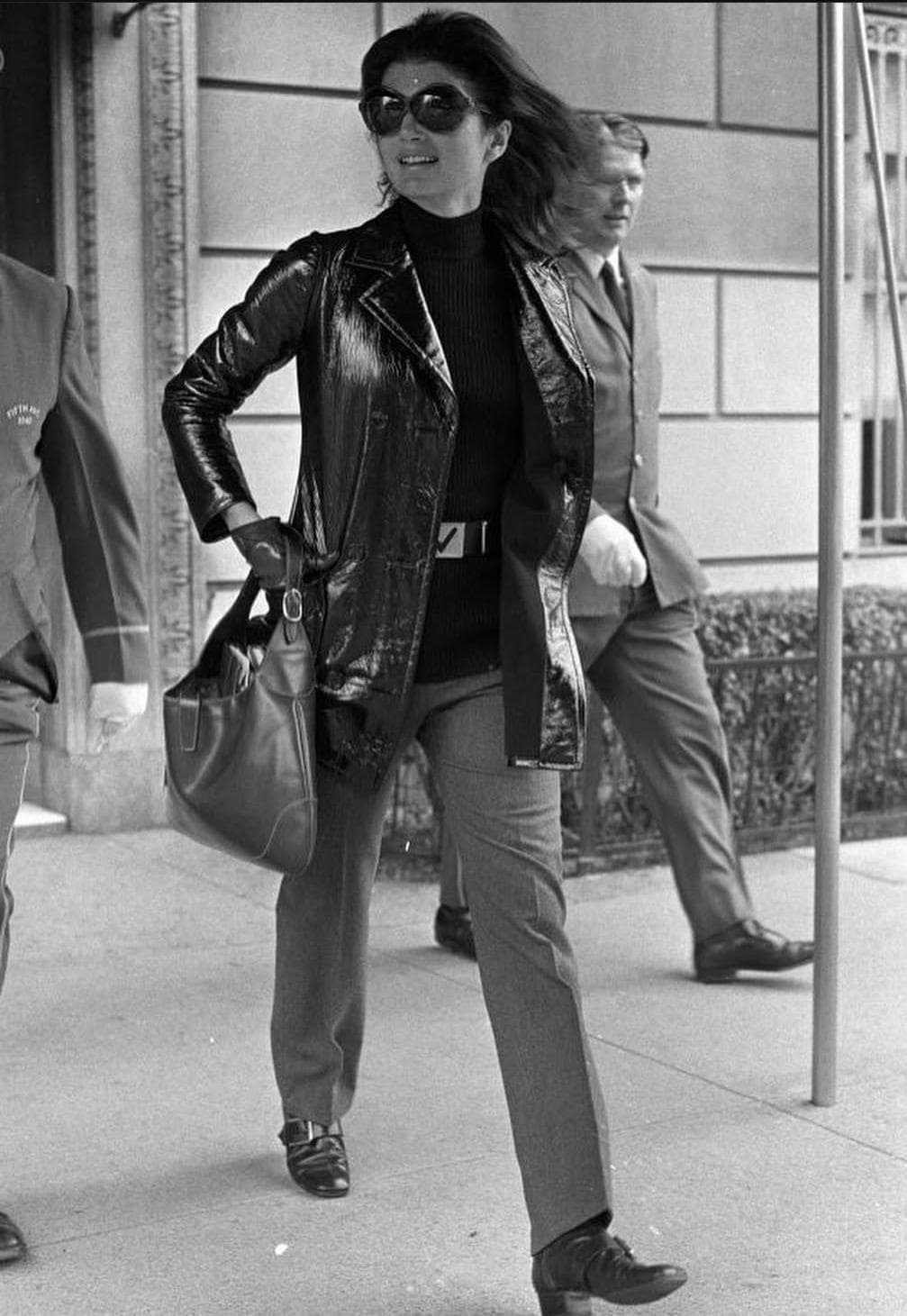 ilhamini moda ikonlarindan alan 8 unlu canta jackie