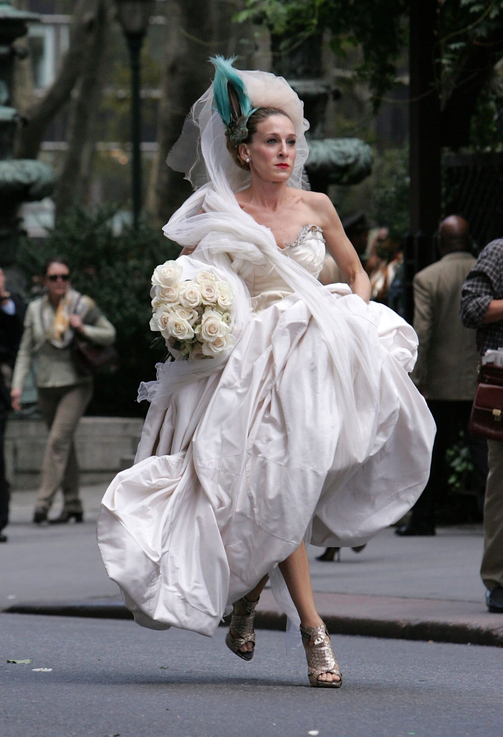 Carrie Bradshaw Wedding Dress İn