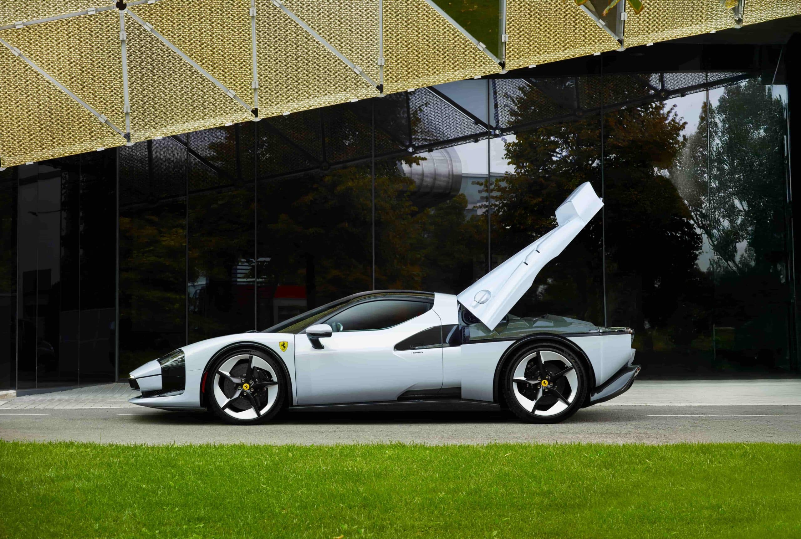 Ferrari Sc40