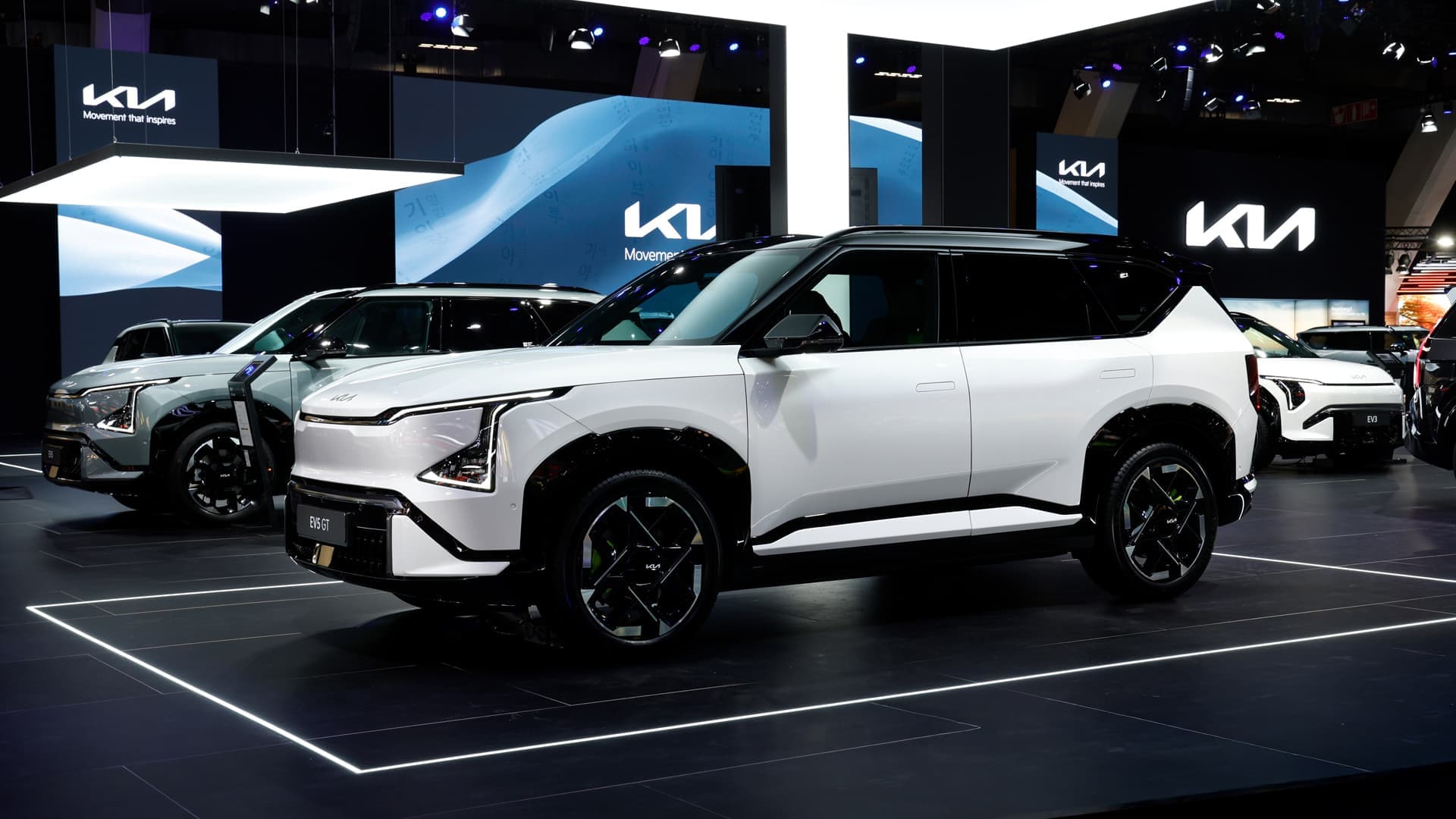 Kia Ev5 Gt Snow White Pearl Motorshow Static Digital