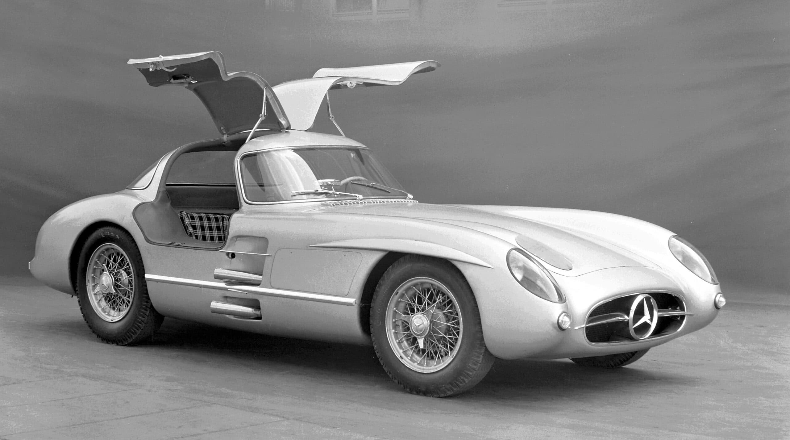 dunyanin en pahali otomobilleri 1955 Mercedes Benz 300 SLR Uhlenhaut@Copyright Mercedes Benz 4
