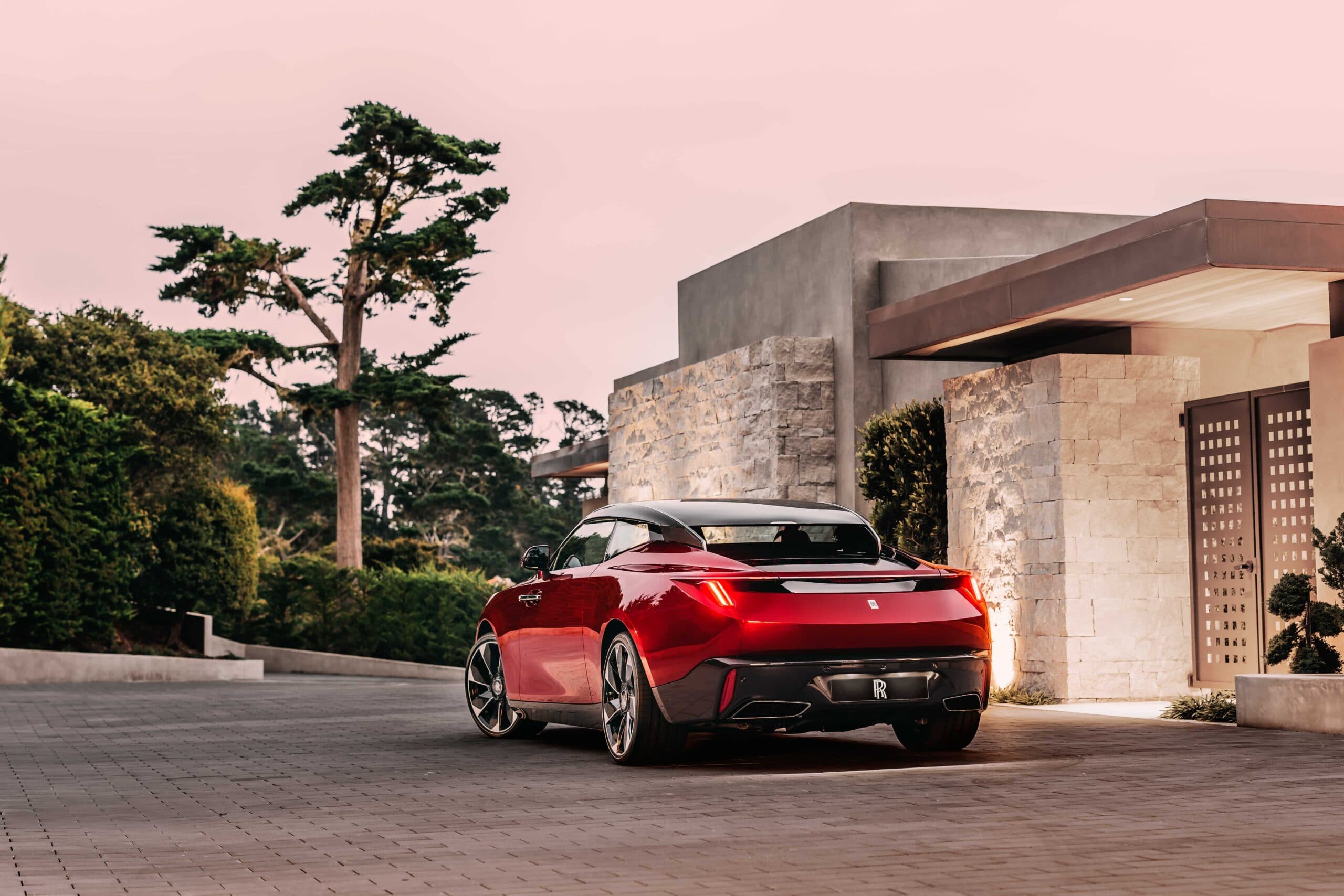 dunyanin en pahali otomobilleri Rolls Royce Droptail La Rose Noir 1