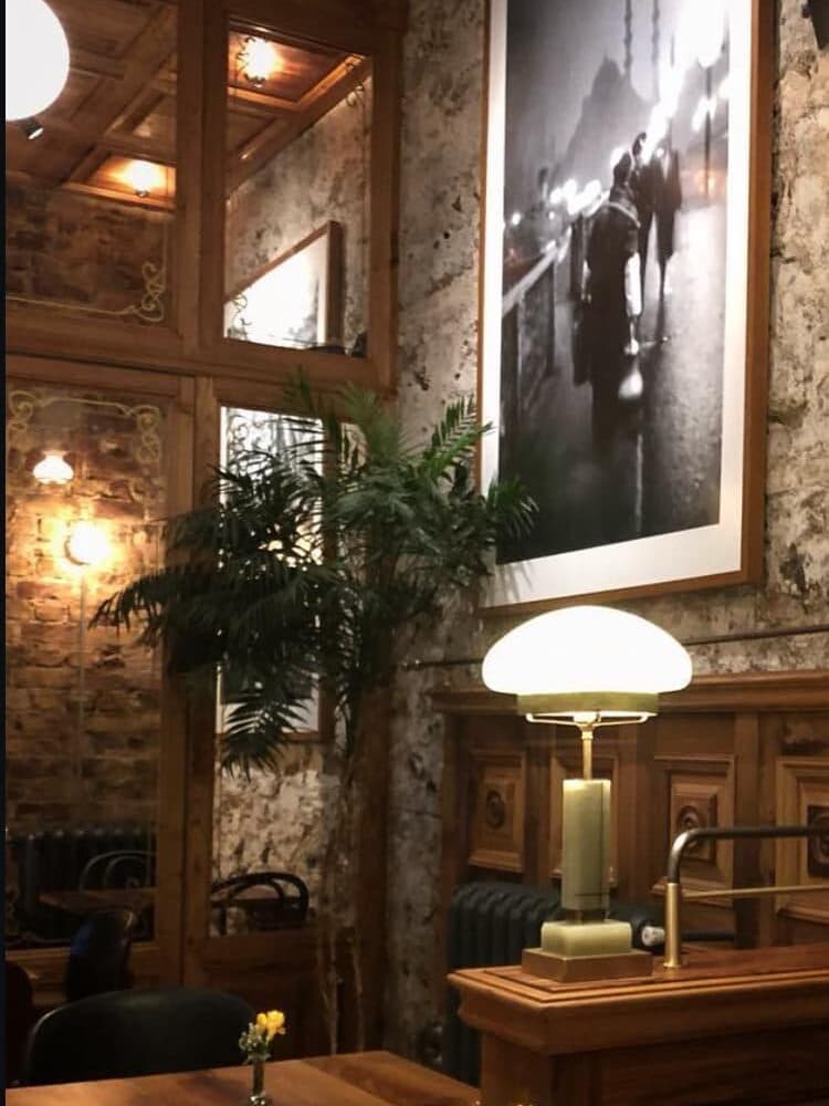 Salon