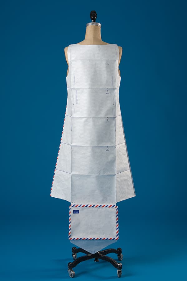 2026 Moda Sergileri Hussein Chalayan Dress White Tyvek® 1999 England Anonymous Donor