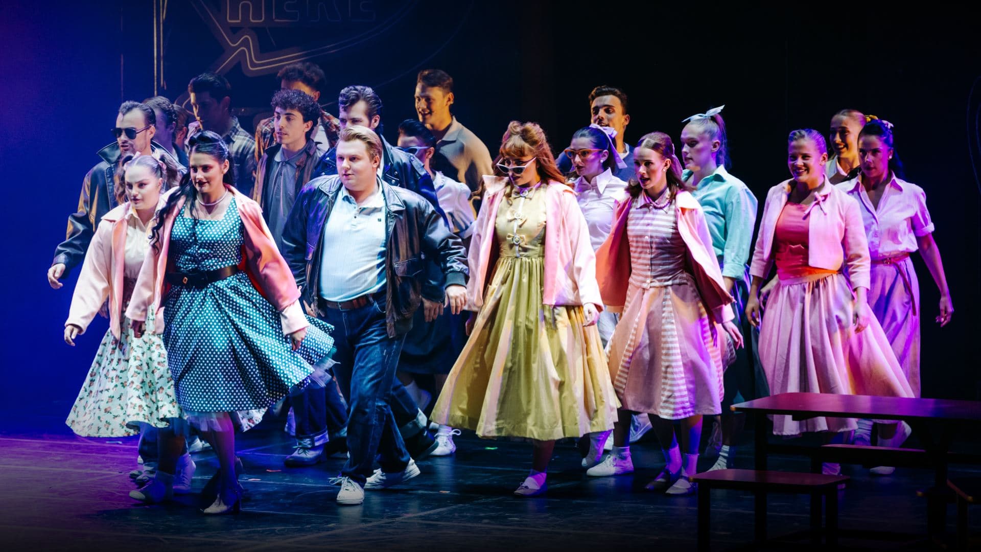 istanbul nisan ayi etkinlik takvimi Grease 1