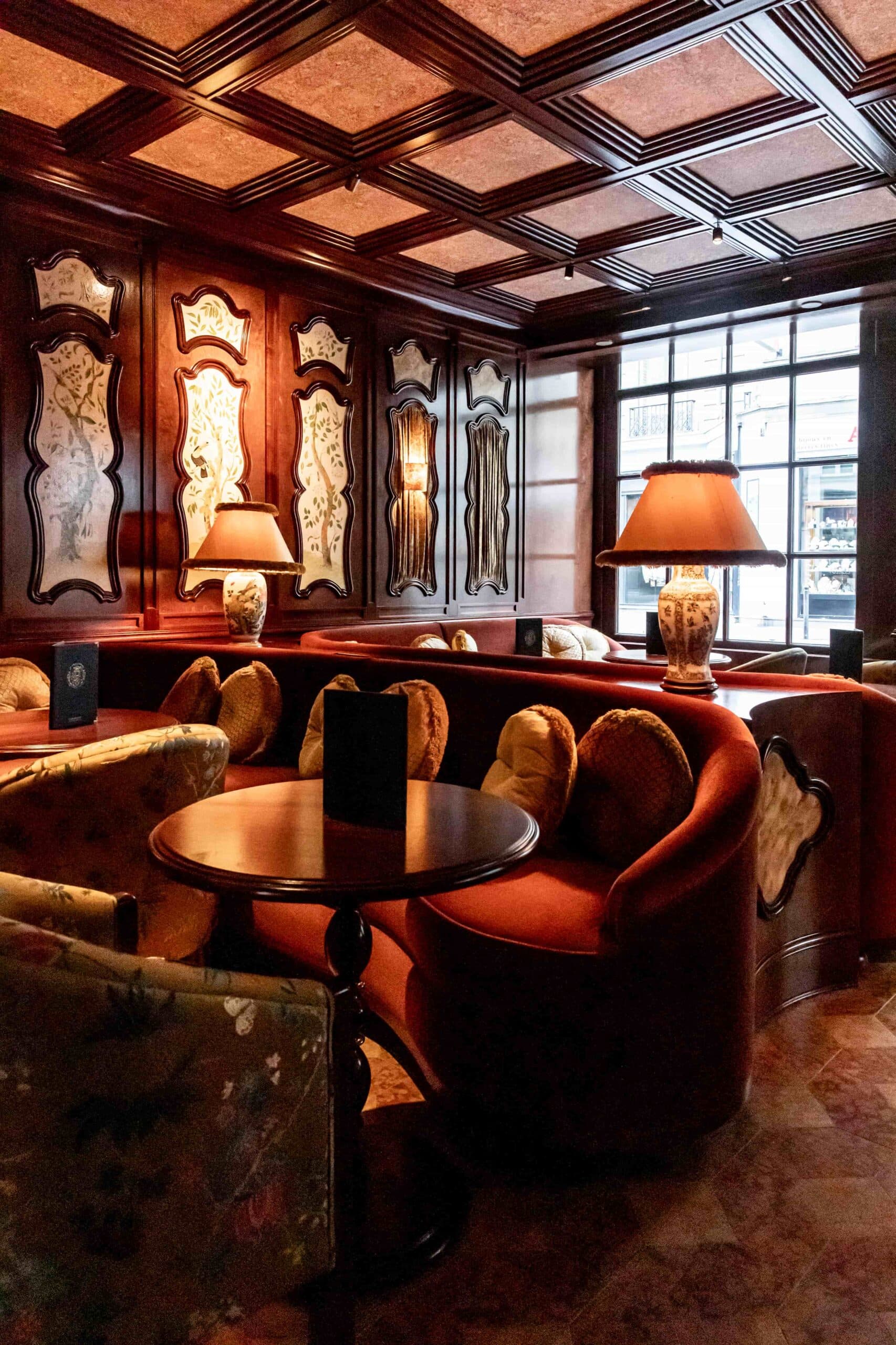 dunyanin en eski kafeleri Le Procope 4