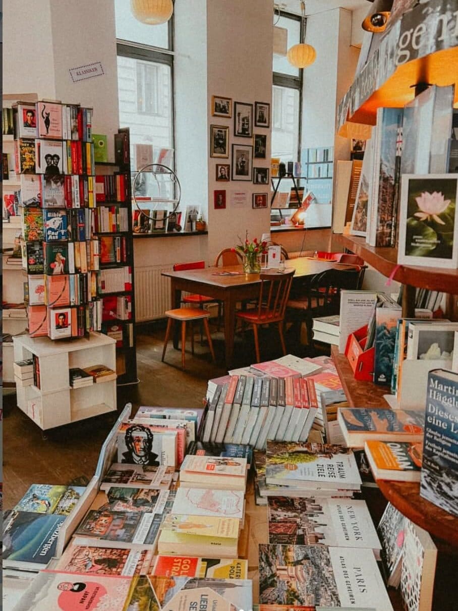 dunyanin en guzel kitabevi kafeleri phil 01 edited