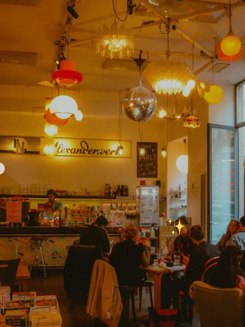 dunyanin en guzel kitabevi kafeleri phil 02 edited