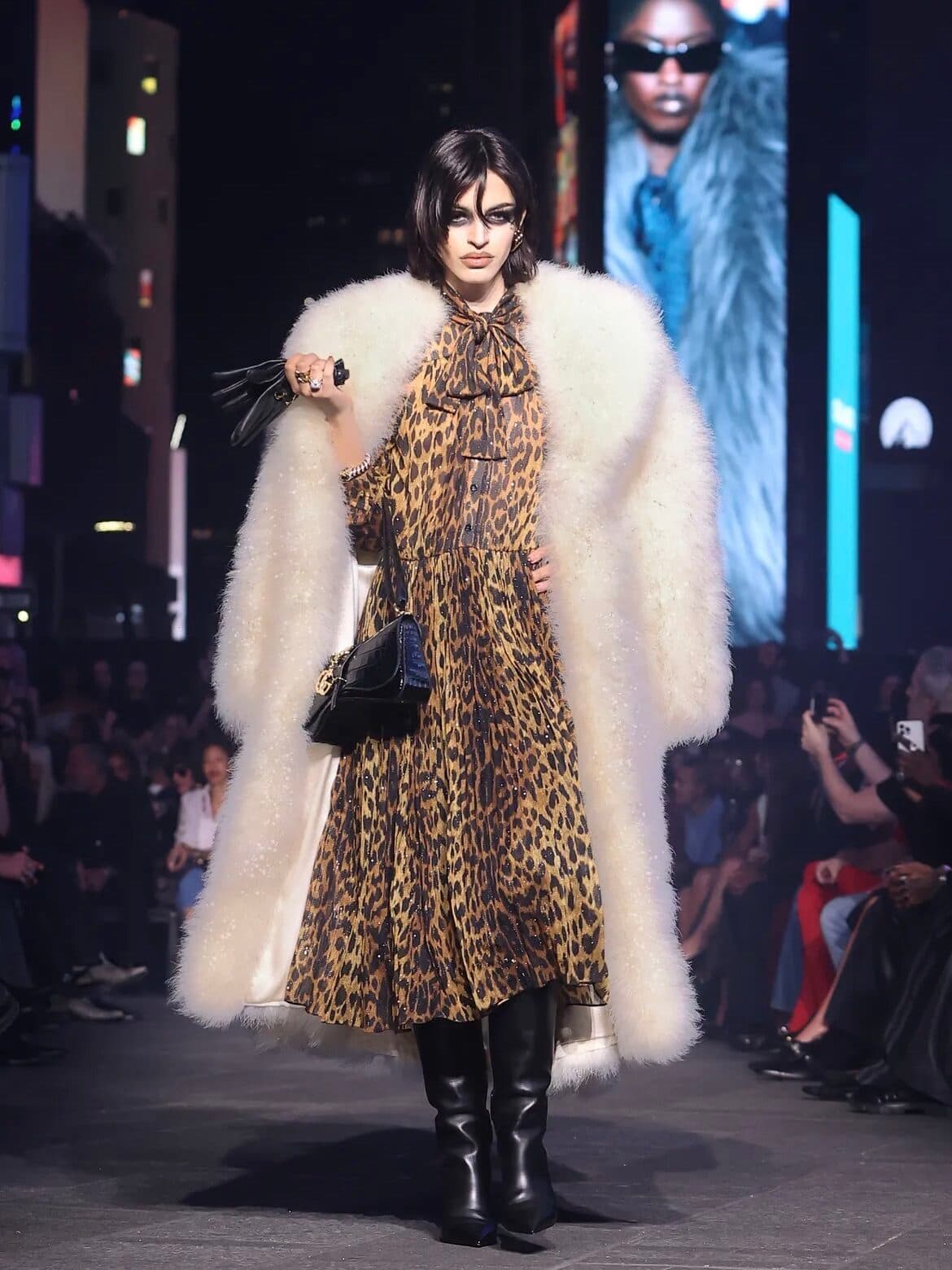 2027 cruise koleksiyonlari gucci 01 1 edited