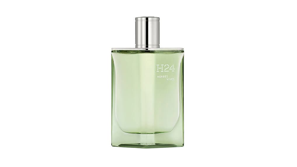 bahar aylarinin favori 10 erkek parfumu Hermes H24 Herbes Vives
