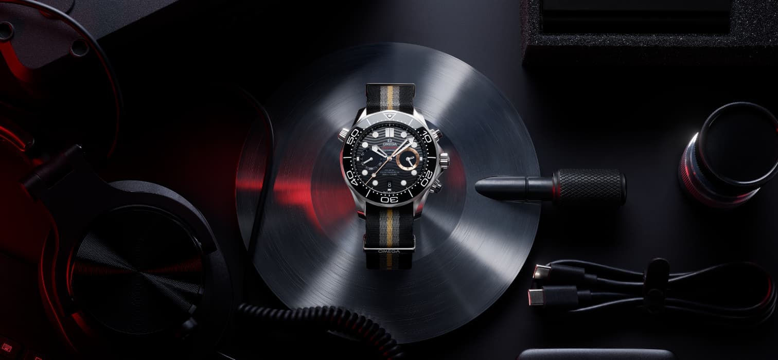 Yeni Omega Seamaster Diver 300M Chronograph 007 First Light