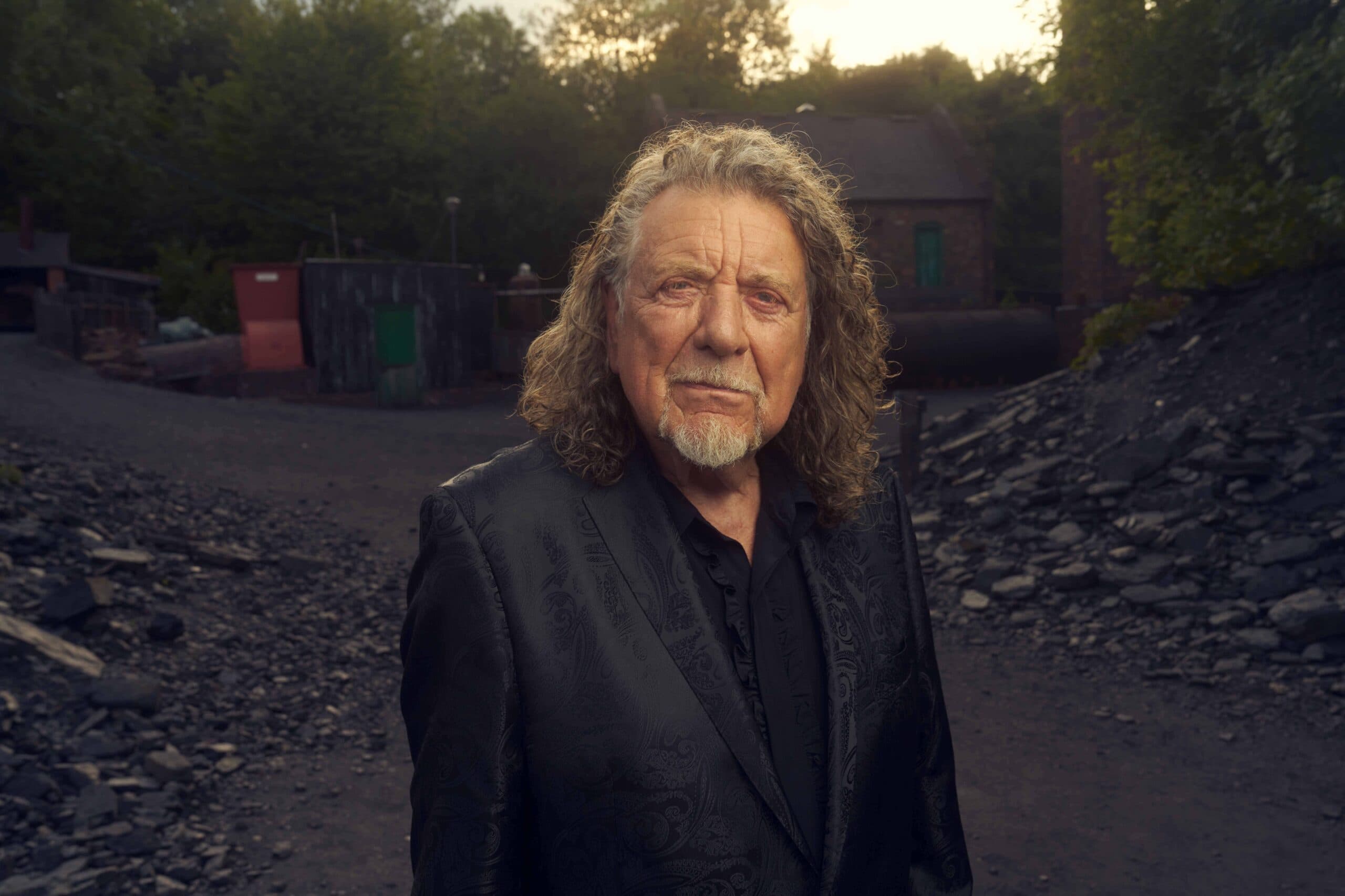 2026 caz festivalleri 3 Robert Plant by Tom Oldham 1