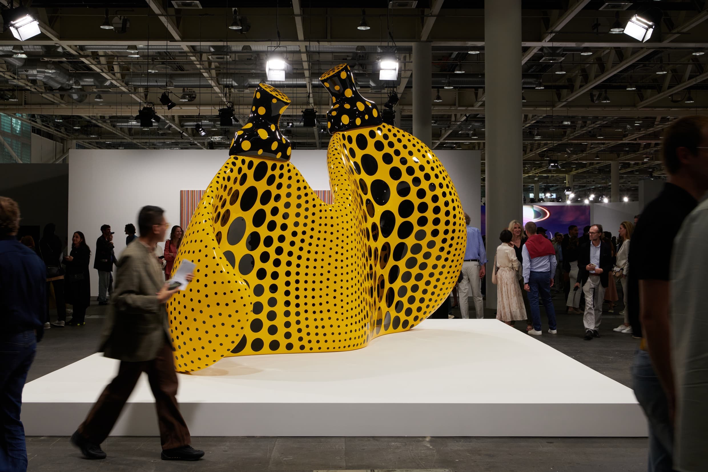 Art Basel 2026: Her Şey Sürpriz