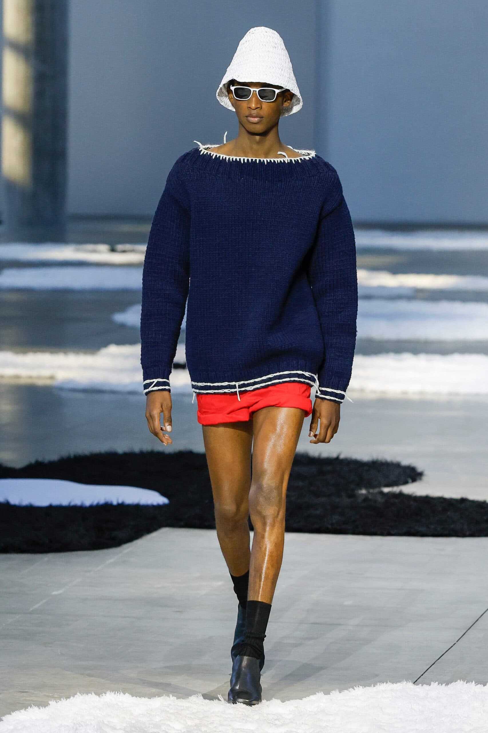 ikbahar yaz 2026 sort modelleri Prada Mens SS26 23