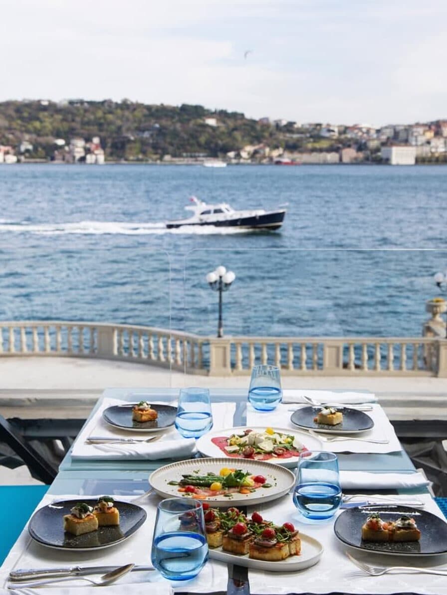 İstanbulun Yaz Mekanlari Bellini