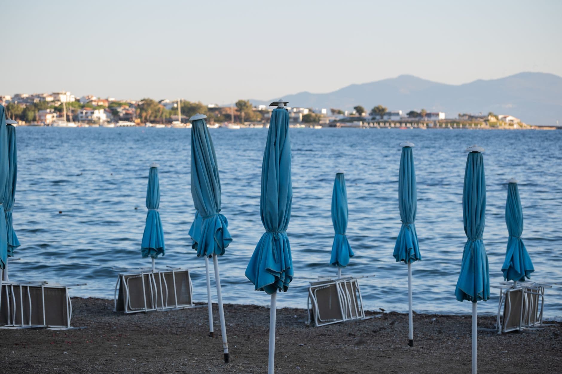 Çeşme Alaçatı Beach Club Rehberi 2026: Koy Koy Seçki ve Fiyatlar