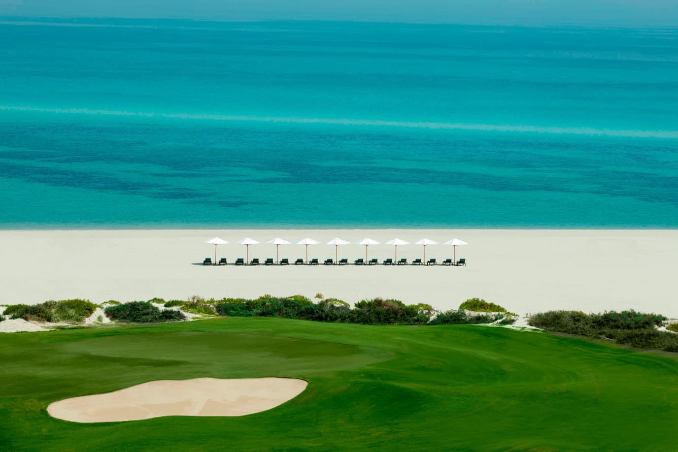 St Regis Auhxr Beach 6690 Hor Clsc