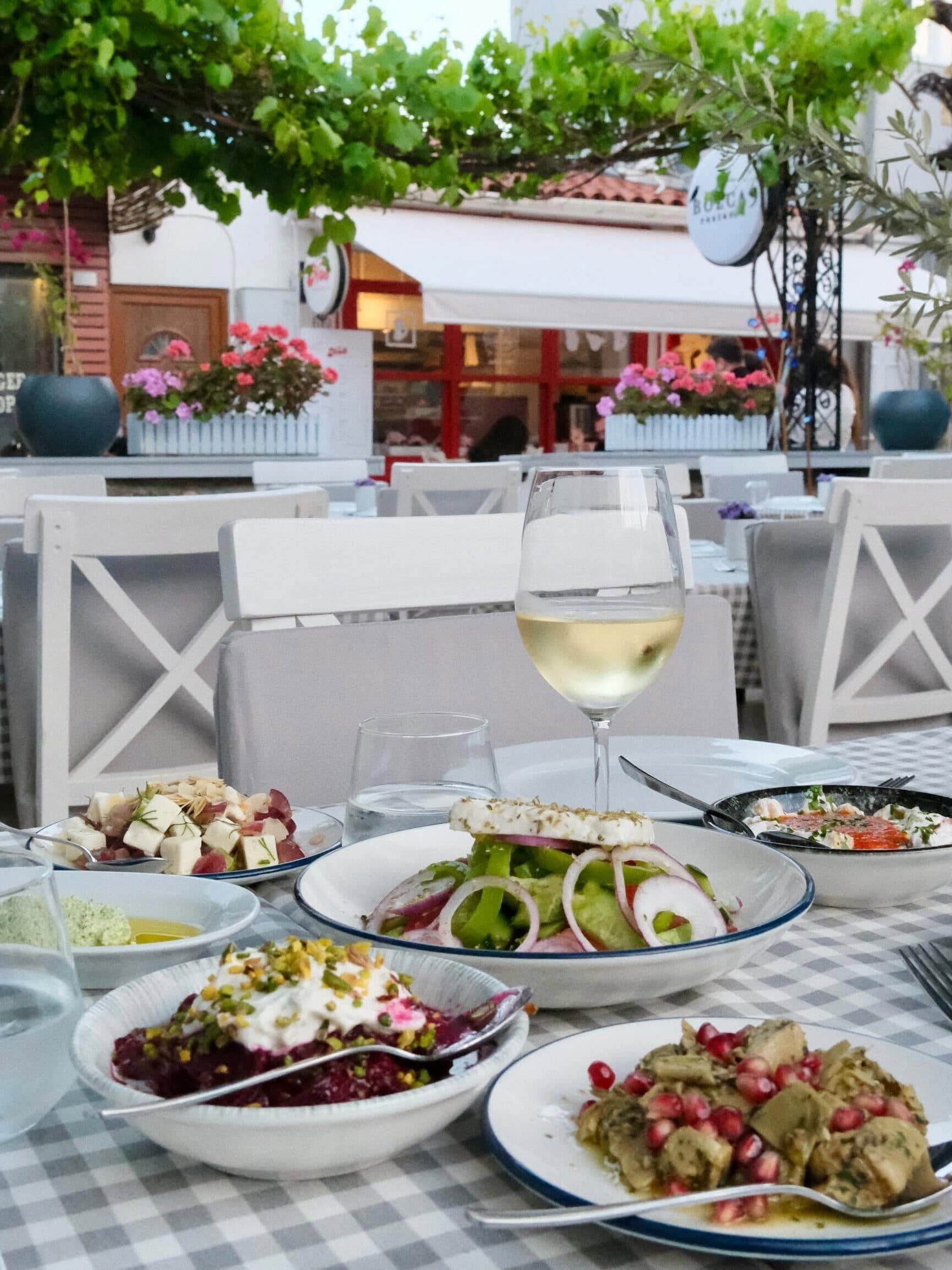 Bozca9 Restoran2