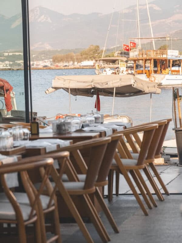 Sade Urla2