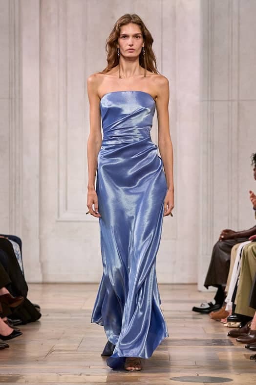 0910 Runway Lp C03 Look 08