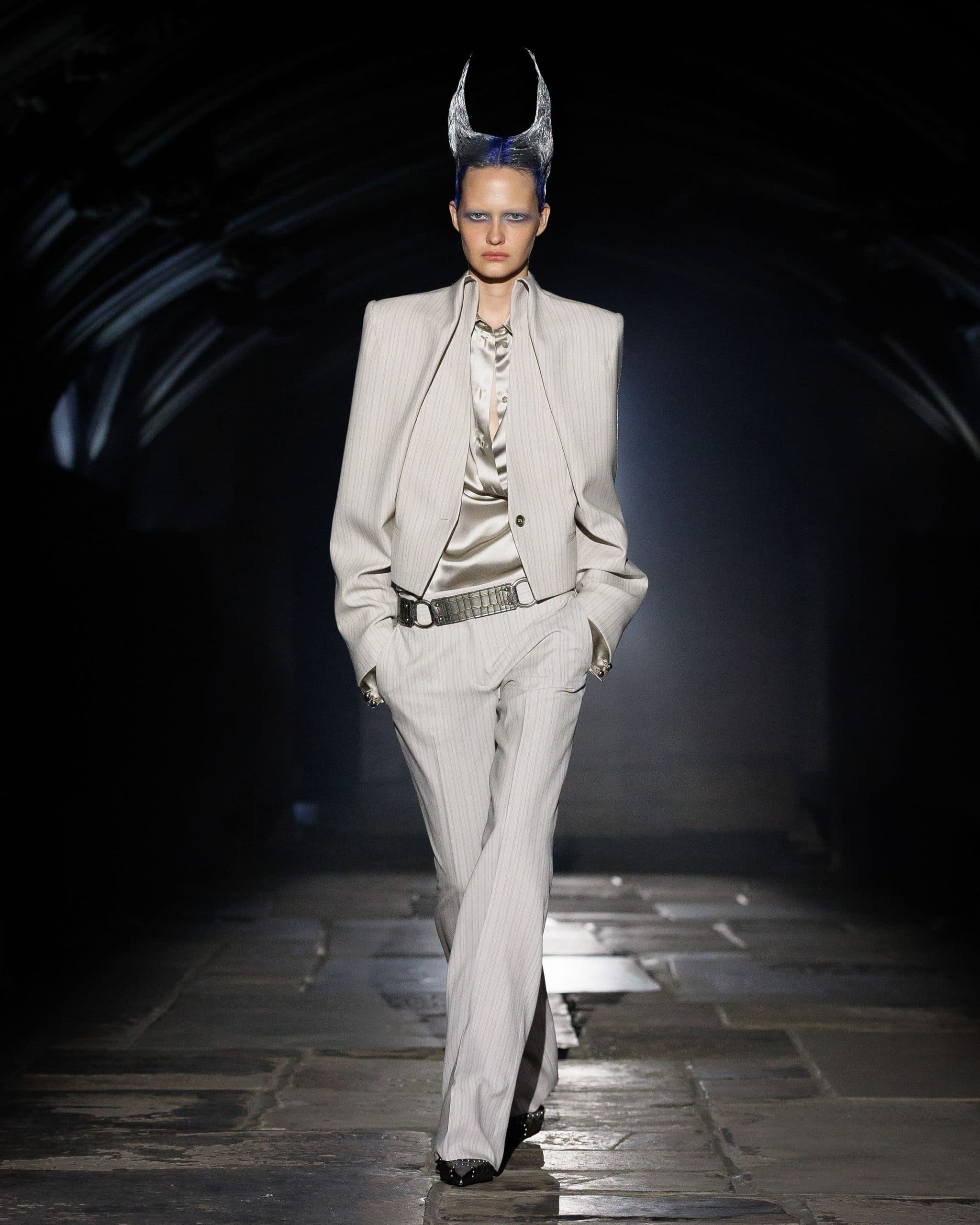 Mcqueen Ss27 Look