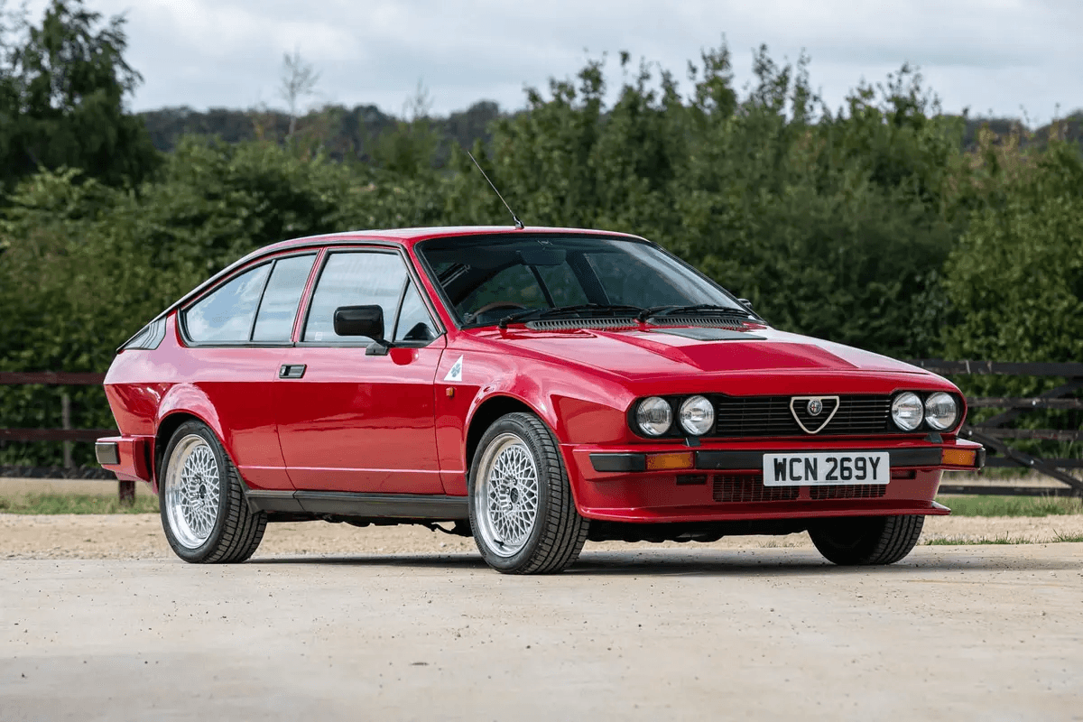 Jeremy Clarkson’s Cars Are Going Under the Hammer
