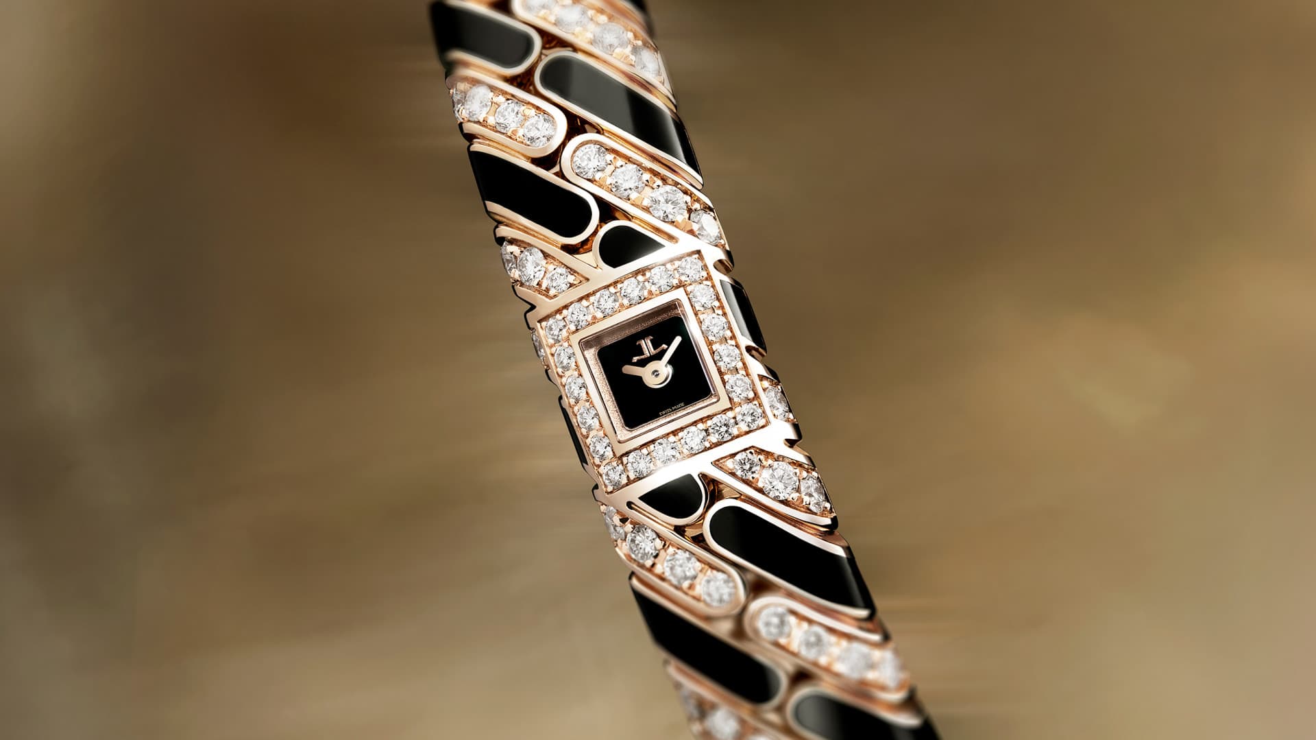 Jaeger-LeCoultre’nin Vintage Saatleri The Collectibles’la Sergileniyor