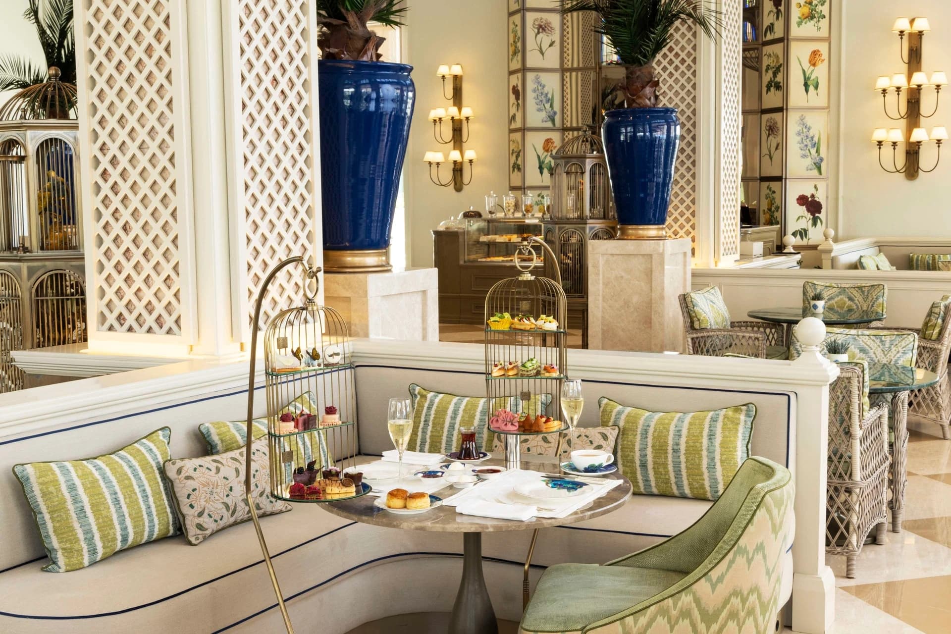Ciragan Palace Kempinski İstanbul Cay Saati