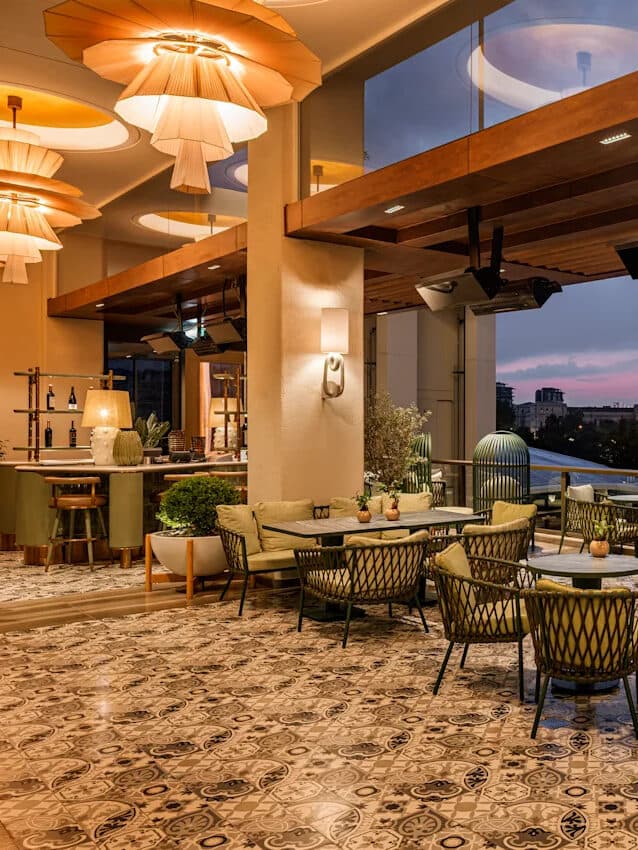 Hilton İstanbul Bosphorus Cay Saati