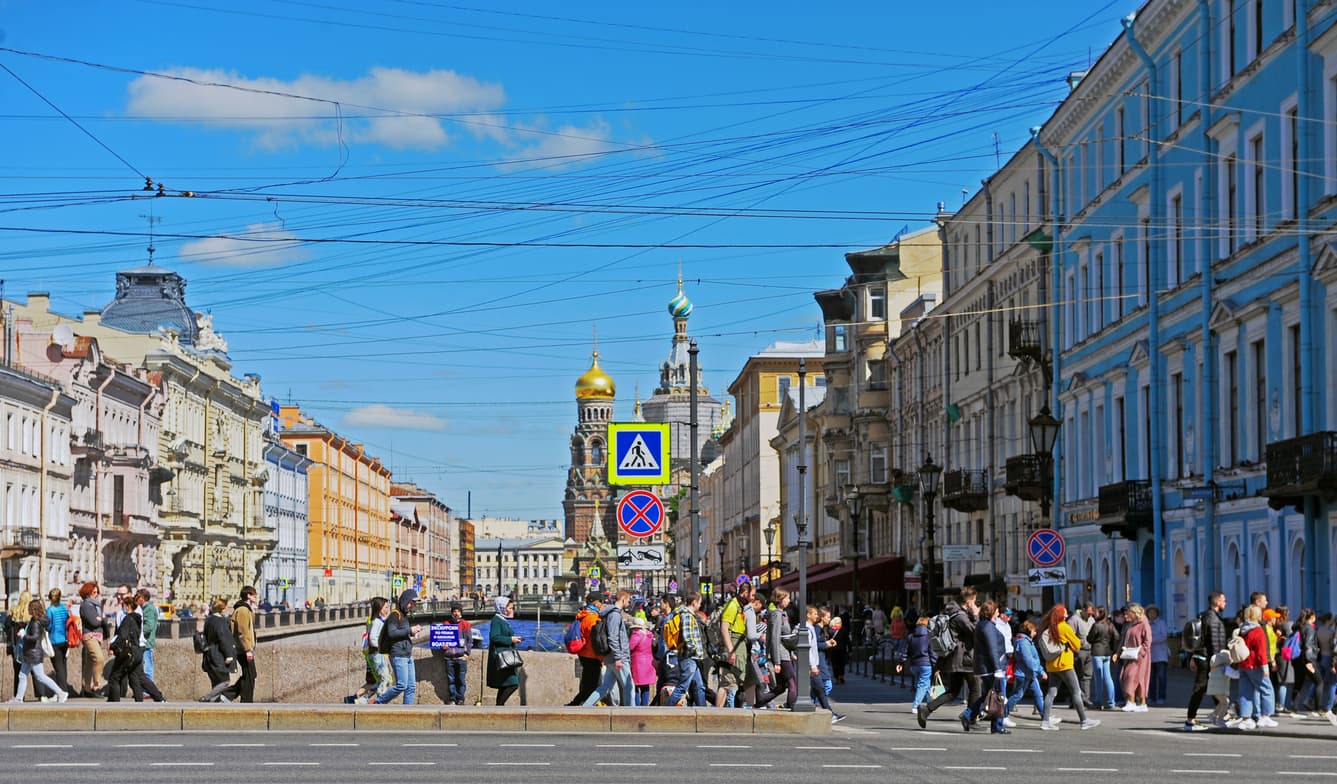 st petersburg gezi rehberi Nevskiy