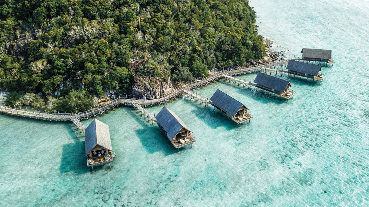 Robinson Crusoe’nun İzinde…
