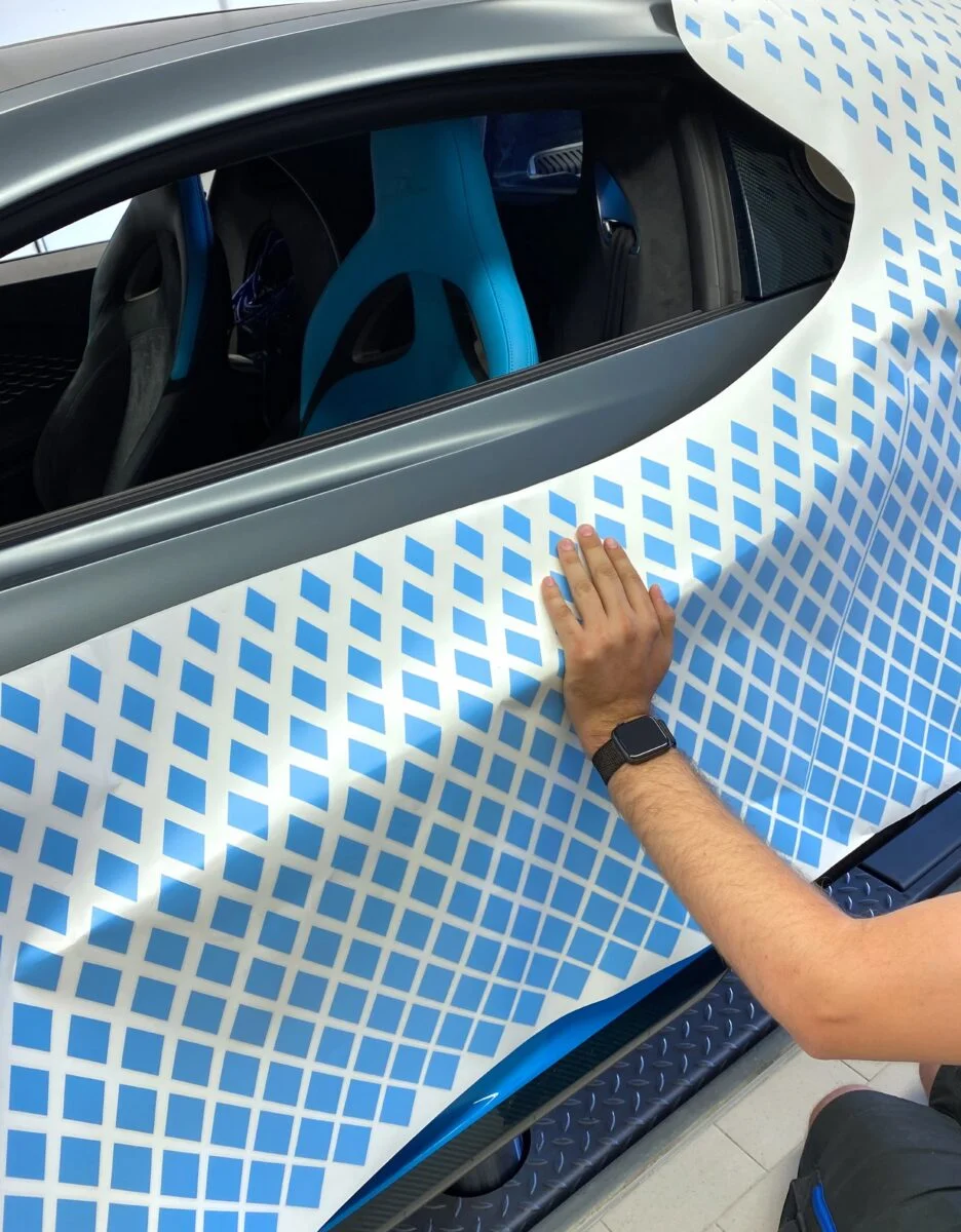Benzersiz Uğur Böceği: Bugatti Divo Benzersiz Uğur Böceği: Bugatti Divo