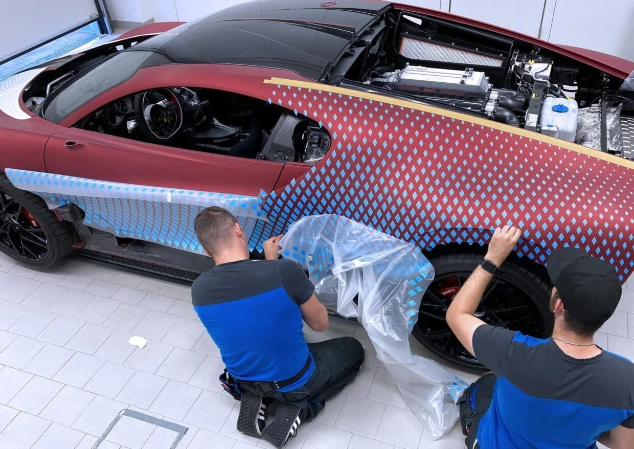 Benzersiz Uğur Böceği: Bugatti Divo Benzersiz Uğur Böceği: Bugatti Divo