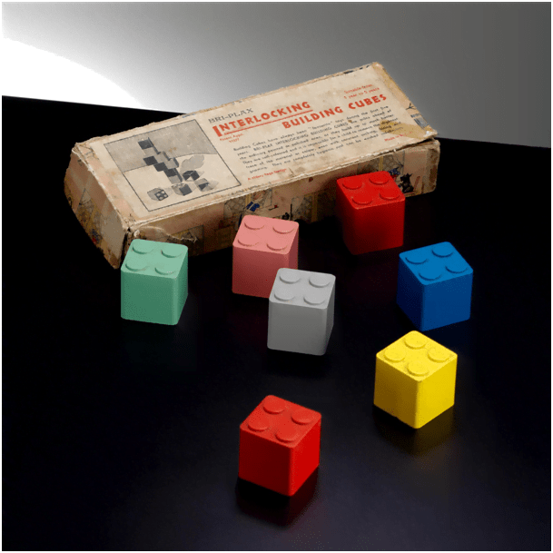 Parçaları Birleştiriyoruz: Dünden Bugüne LEGO Parçaları Birleştiriyoruz: Dünden Bugüne LEGO