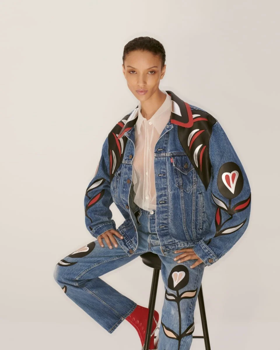 Bu Görsel Boş Bir Alt Niteliğe Sahip; Dosya Adı Upcycled-By-Miu-Miu-In-Collaboration-With-Levis_Georgia-Palmer-01-960X1200.Jpg
