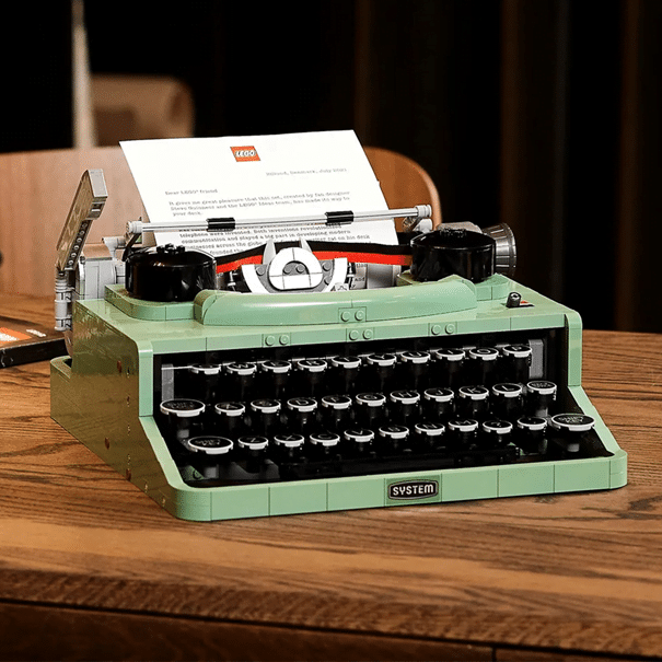 LEGO Launches a Nostalgic Typewriter Set LEGO Launches a Nostalgic Typewriter Set