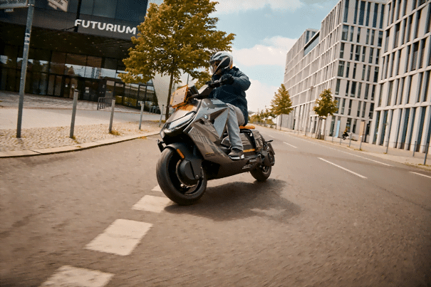 Tamamen Elektrikli Scooter: BMW Motorrad CE 04 Tamamen Elektrikli Scooter: Bmw Motorrad Ce 04