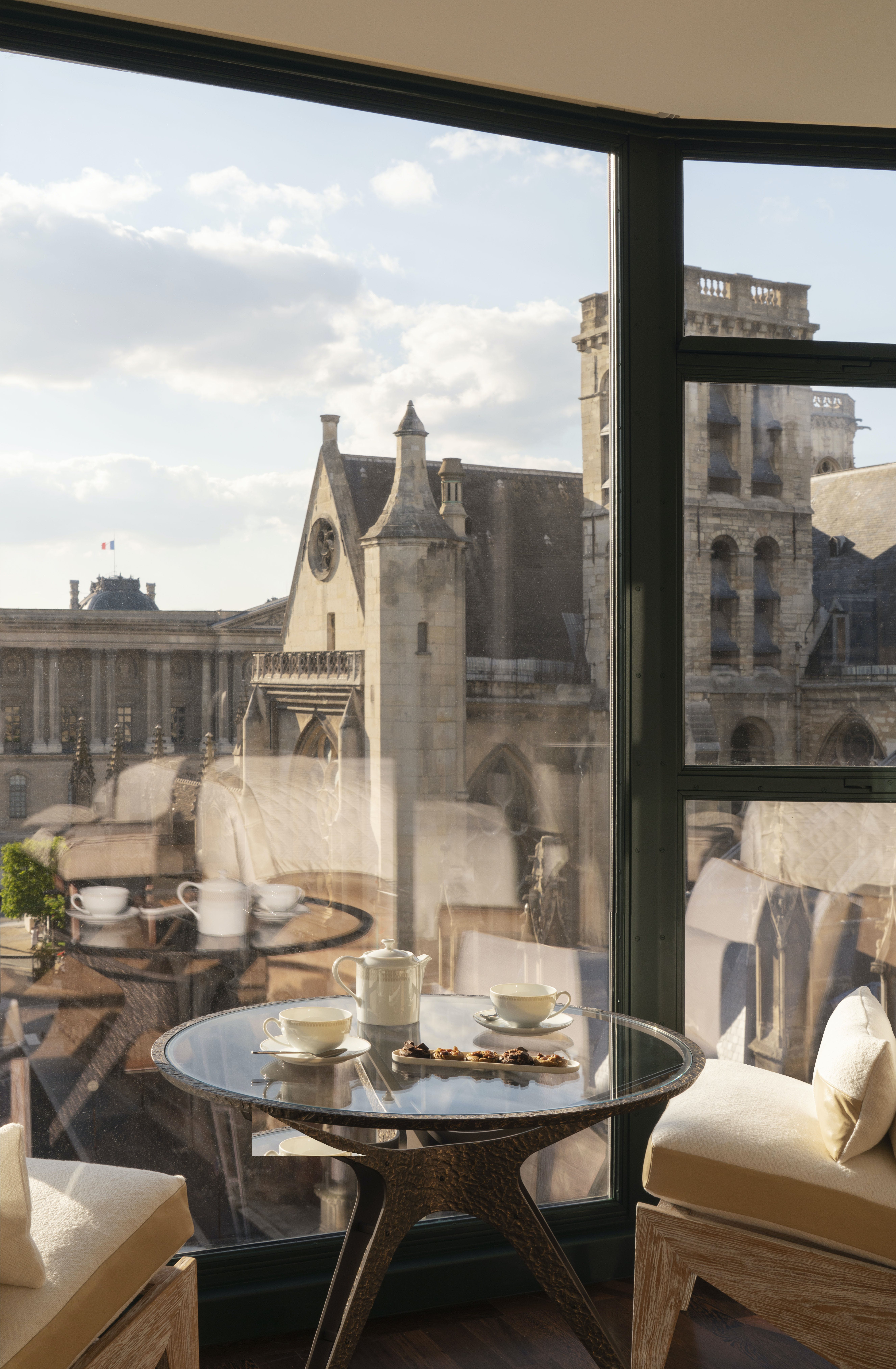 The Fashion World Will Stay In This Hotel
