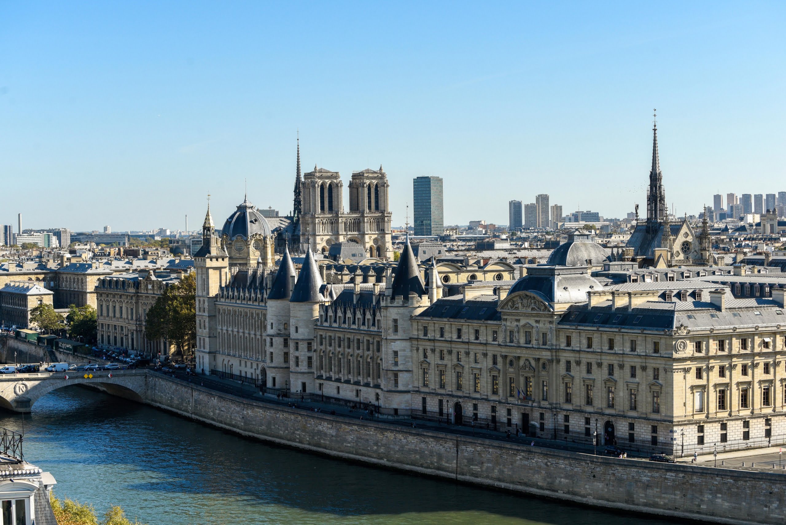 The Fashion World Will Stay in This Hotel The Fashion World Will Stay In This Hotel