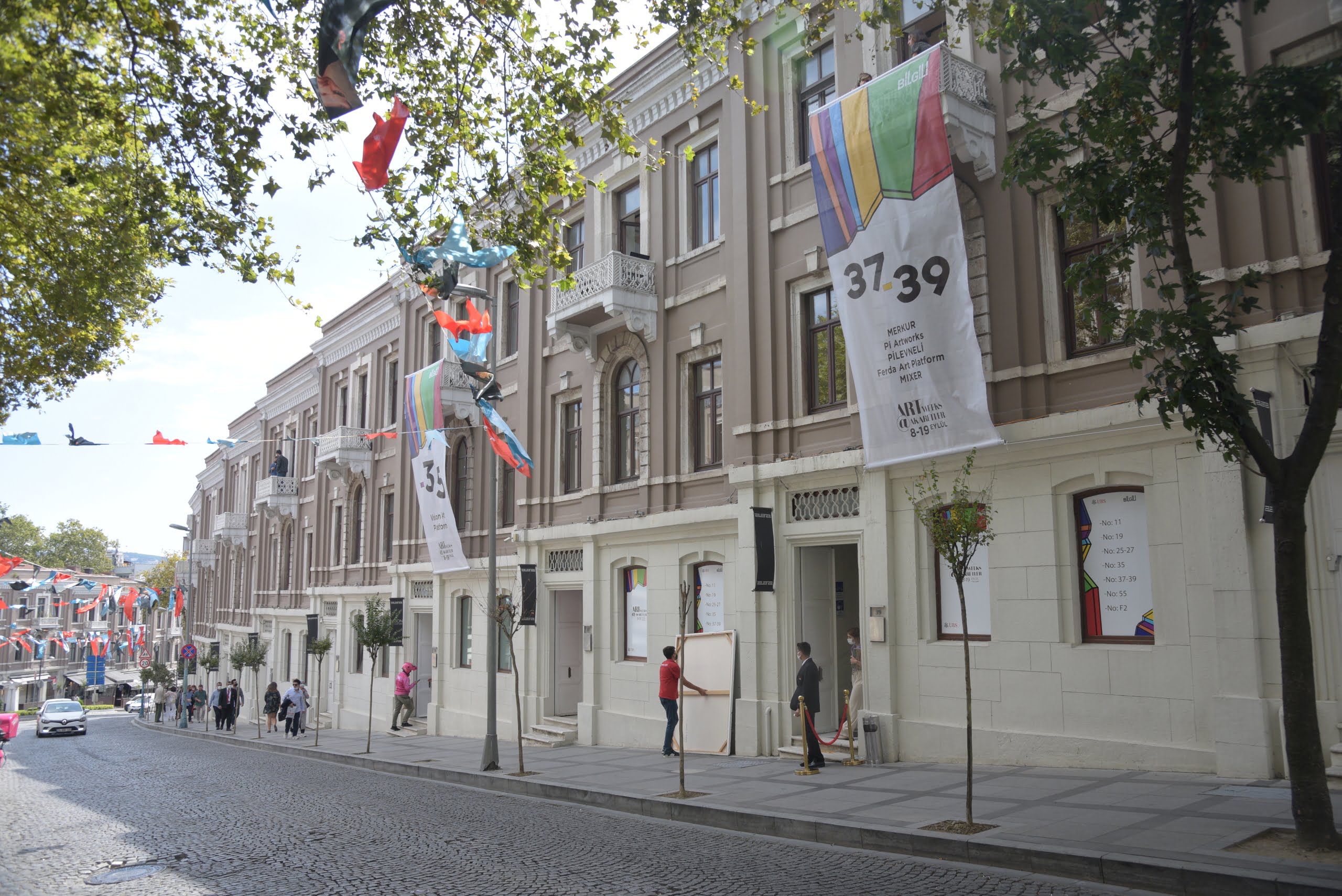 Art Weeks Akaretler’de Bir Gün