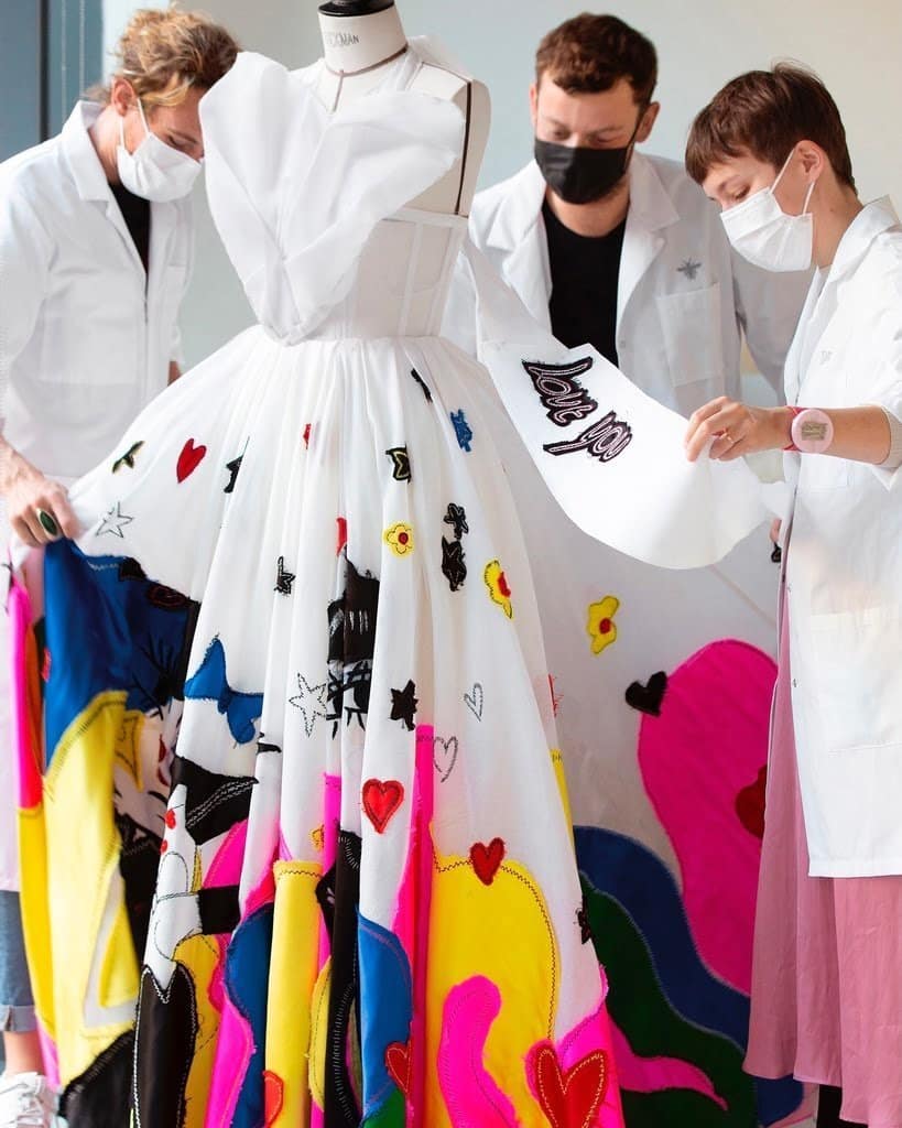Alber Elbaz Anısına Dev Bir Defile