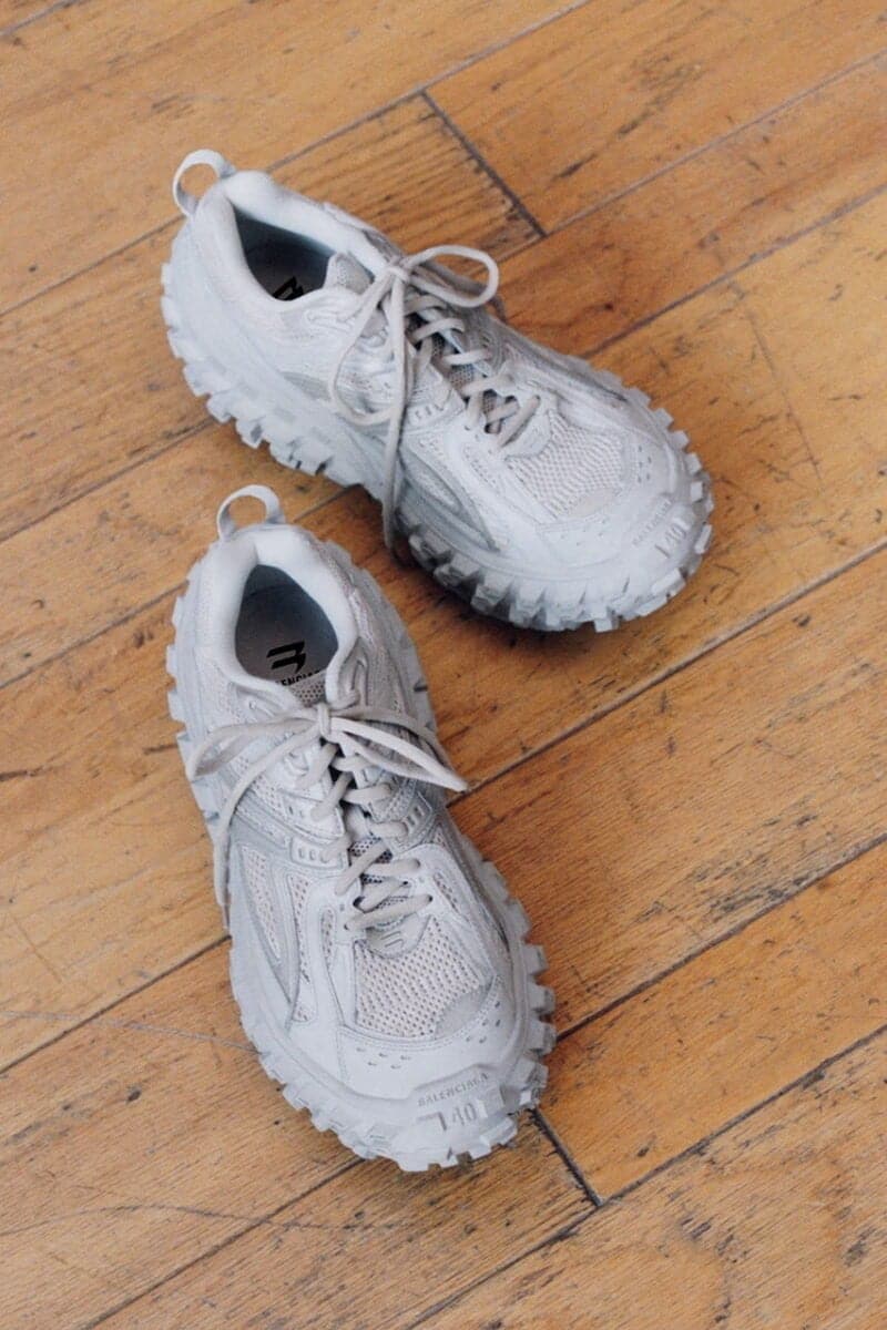 Sneaker’ların SUV’si; Defender Sneaker’ların SUV’si; Defender