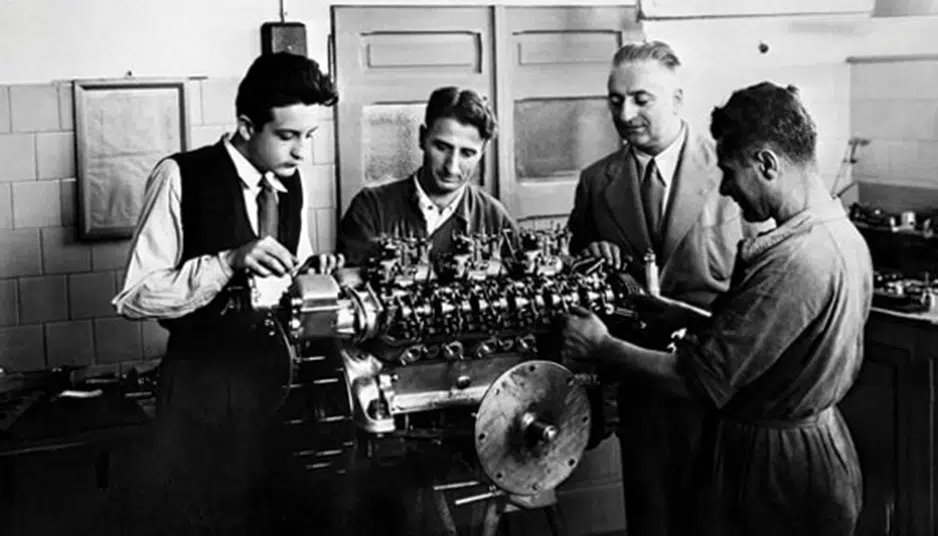 Enzo Ferrari 124 Yaşında! Enzo Ferrari 124 Yaşında!