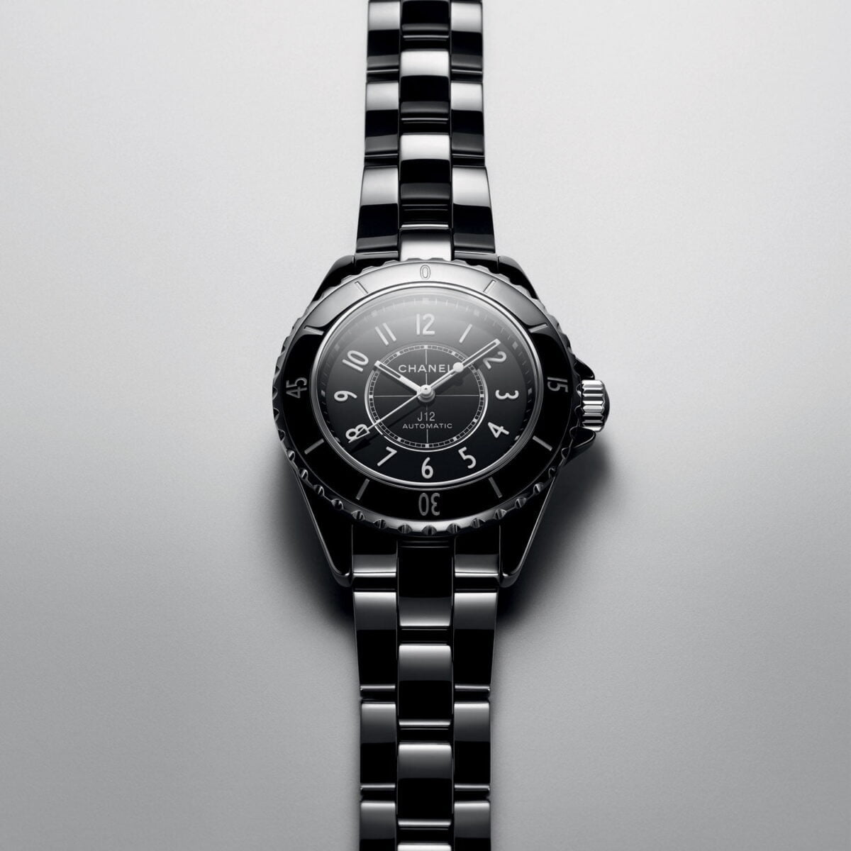 Watches and Wonders 2022: Chanel J12 Rüzgârı Esmeye Devam Ediyor