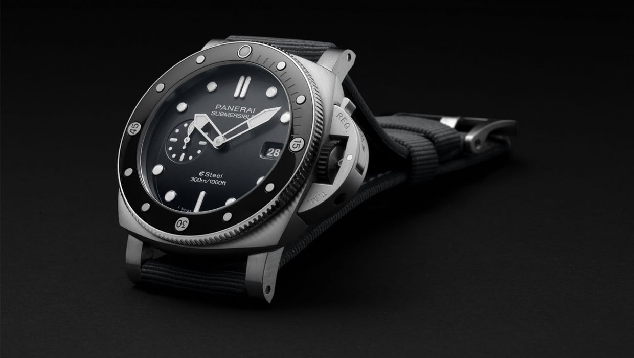 Watches and Wonders 2022: Panerai Submersible QuarantaQuattro eSteel