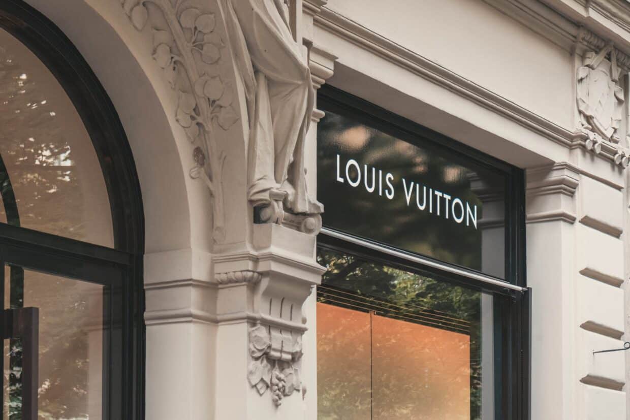 The New Playground of Luxury Fashion: Blockchain The New Playground of Luxury Fashion: Blockchain