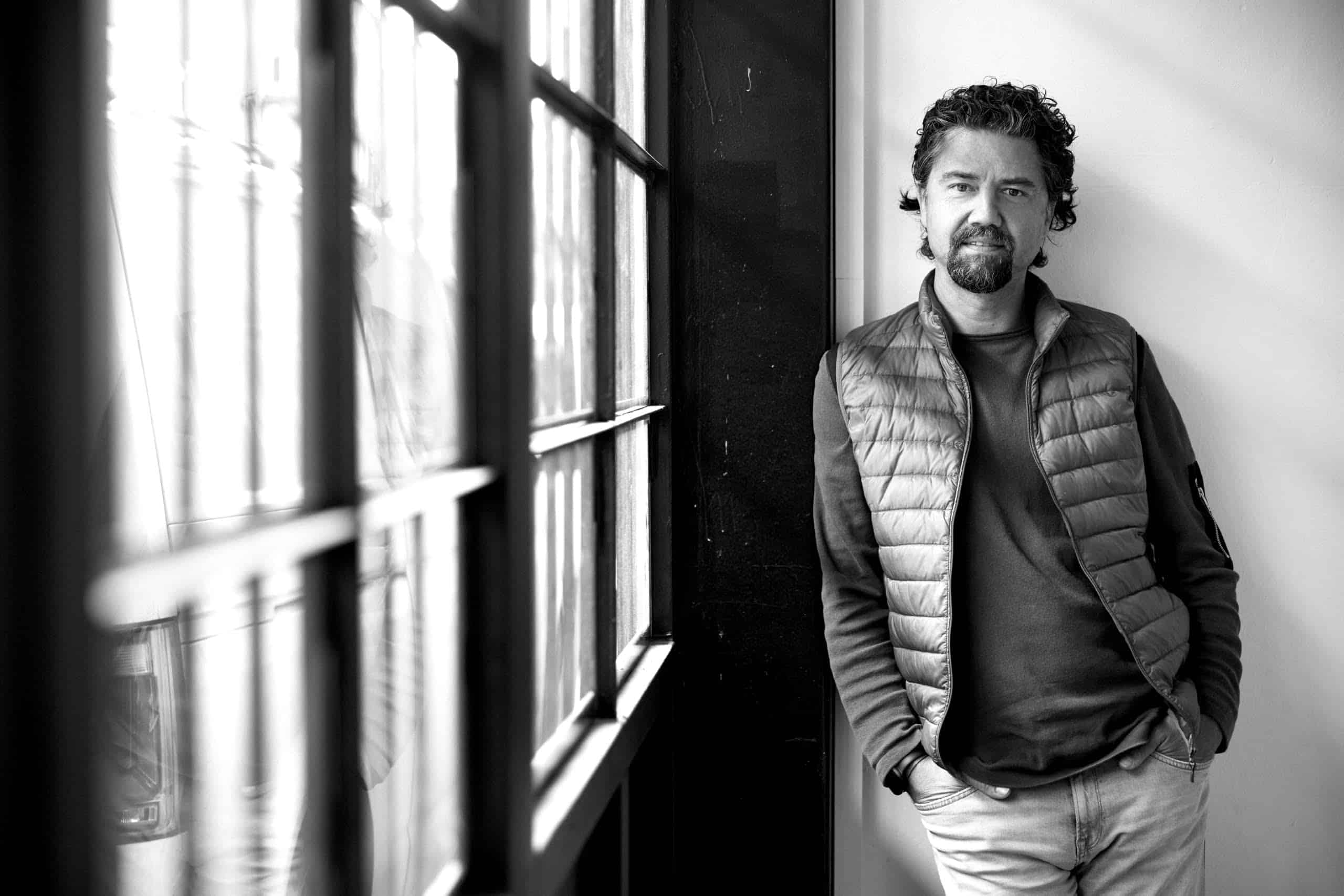 Seçkin Pirim’le Karenin Sınırları Dışına Çıkmak