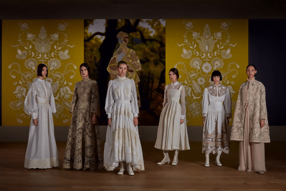 Dior, “Yaşam Ağacı”nı Ukraynalı Sanatçıyla Filizlendiriyor Dior, “Yaşam Ağacı”nı Ukraynalı Sanatçıyla Filizlendiriyor