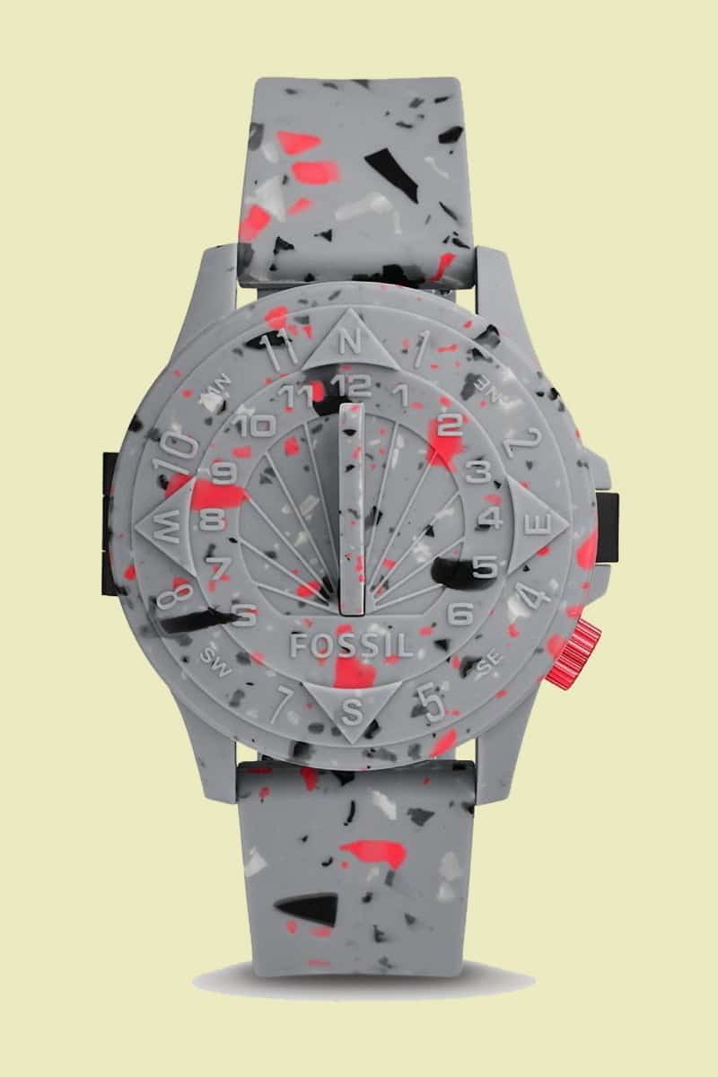 Fossil’den Pişmiş Toprak Kasalı Otomatik Güneş Saati Fossil’den Pişmiş Toprak Kasalı Otomatik Güneş Saati