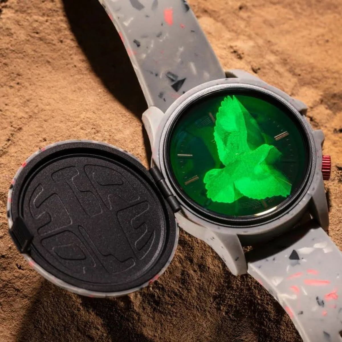 Fossil’den Pişmiş Toprak Kasalı Otomatik Güneş Saati Fossil Saat